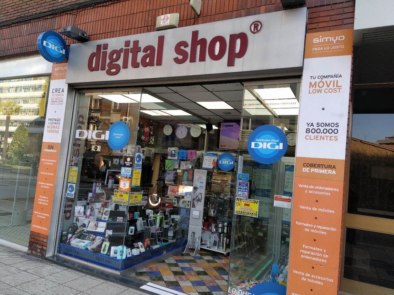 DIGITAL SHOP